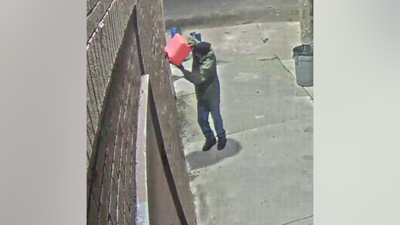 VIDEO: Man tries to burn Detroit market down