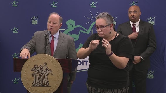 Detroit announces 6-month contracts with four companies to salvage paratransit services