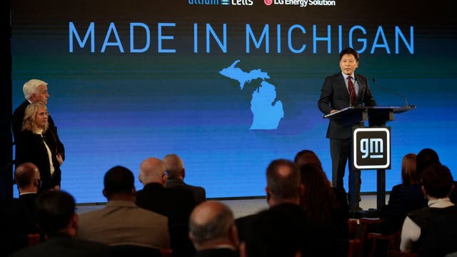 General Motors' joint venture gets $2.5B federal loan to finance EV battery plants