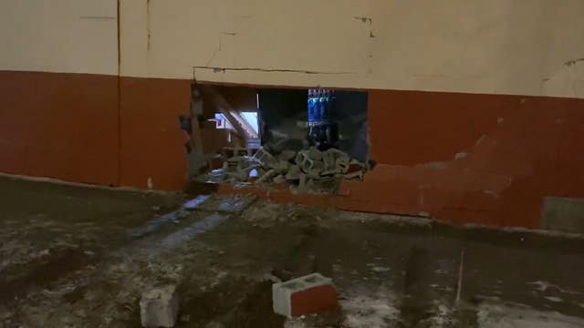 Longtime Detroit liquor store targeted in smash-and-grab attempt