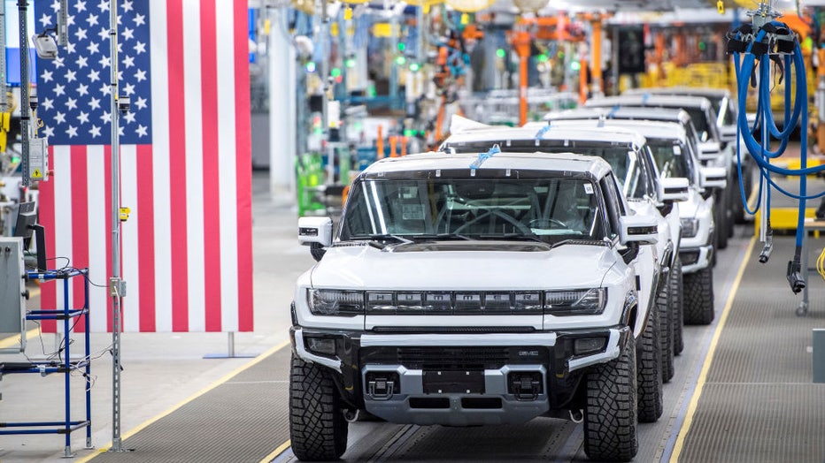 5c1c2997-Hummer-EVs-II.jpg