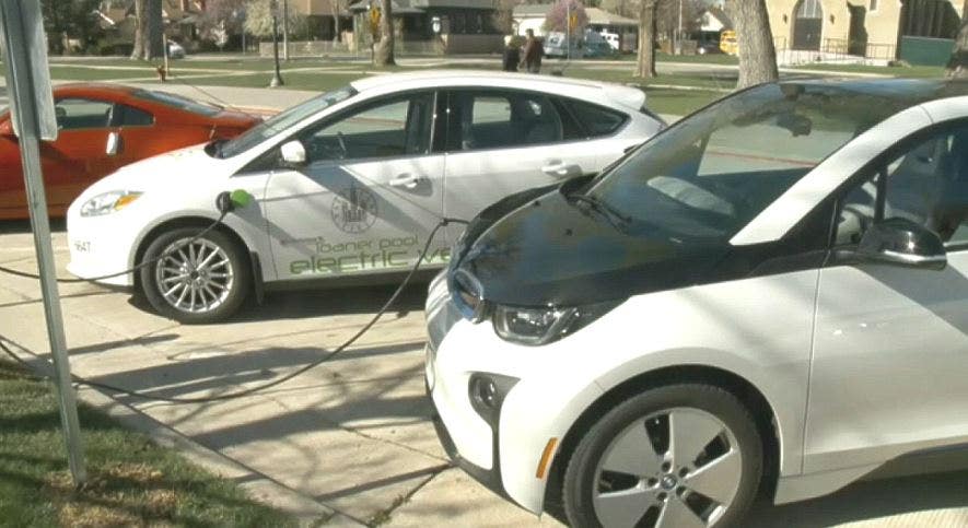 State road groups want electric vehicle owners to make up for lost revenue from gas tax