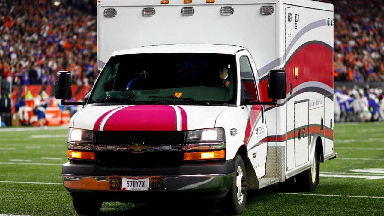 What happened to Damar Hamlin? Doctor explains cardiac arrest after Buffalo  Bills player collapses on field