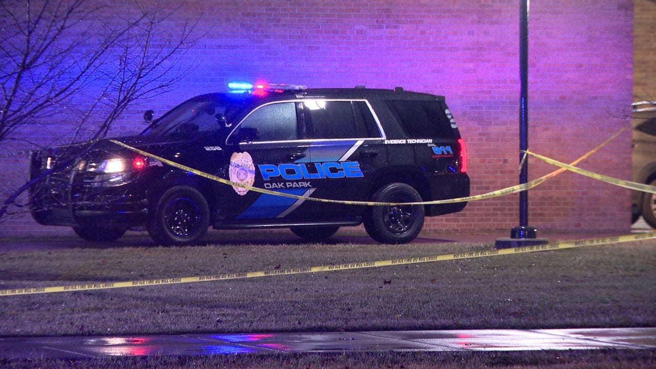 Teen injured in shooting outside Oak Park High school after basketball game