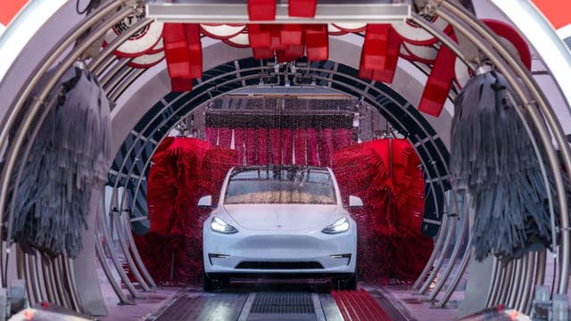 Tommy's Express offering free car washes in Westland this weekend