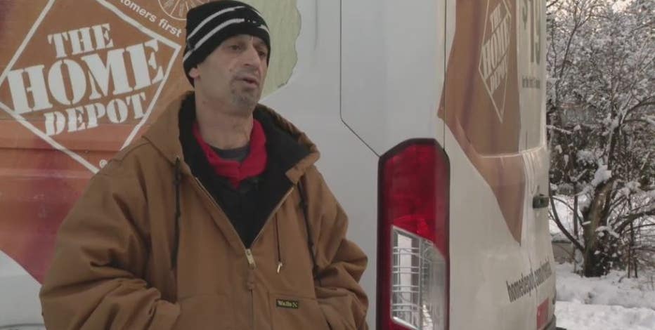 Handyman nearly carjacked by alleged drunk driver, hits suspect with van to escape