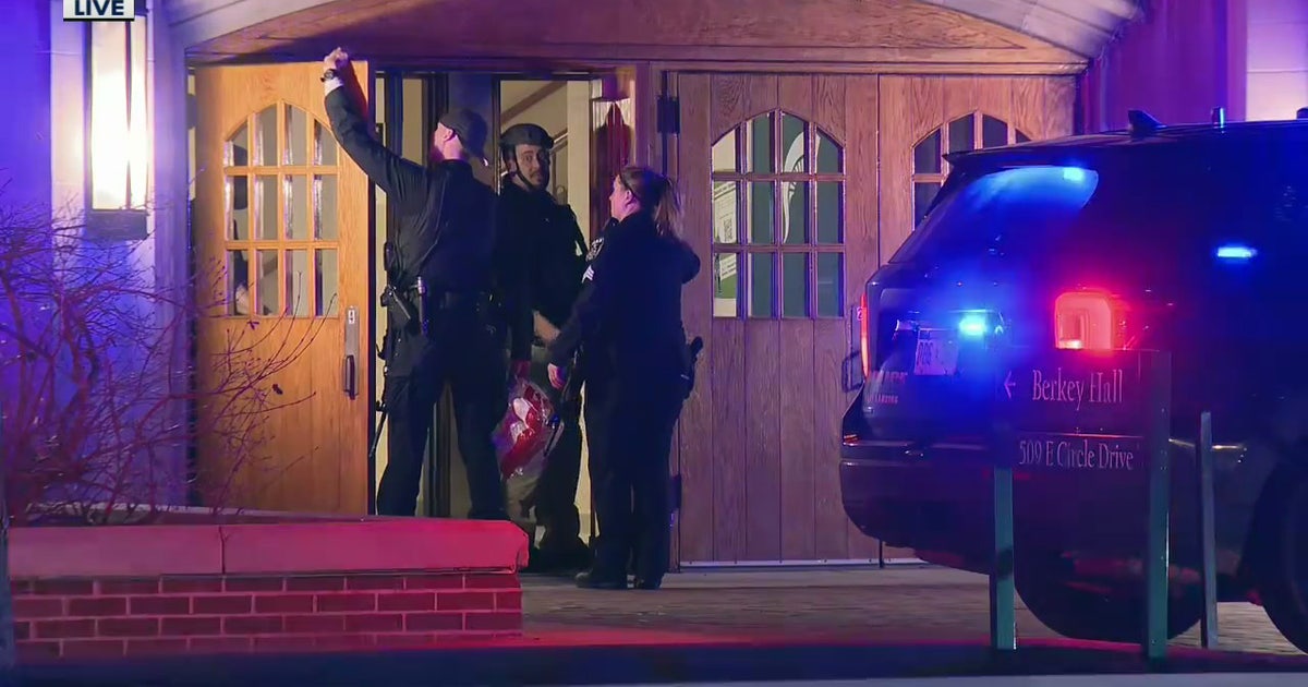 MSU shooting Campus closed for 2 days, East Lansing schools closed