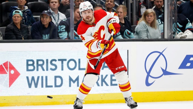 Flames player Rasmus Andersson hit by vehicle while riding scooter in Detroit