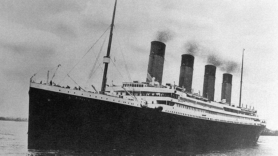 a0d9ad77-Titanic on Maiden Voyage