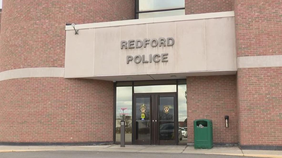 Police: Children found left inside hot car while moms were shopping in Redford