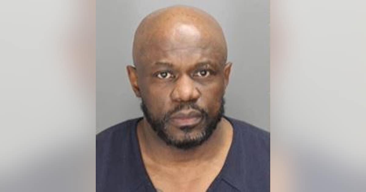 Sexual assault charges dropped against Detroit police officer | FOX 2 ...