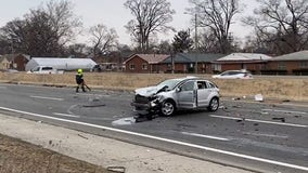 Southfield Freeway reopened at Schoolcraft after 4-car crash