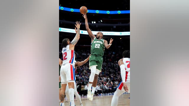 Middleton leads short-handed Bucks past decimated Pistons