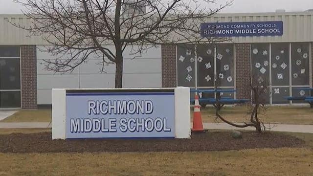 Richmond Middle School student brought knife to class, made threat
