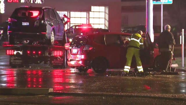 First responders swarm crash scene involving at least 4 vehicles at Walled Lake border