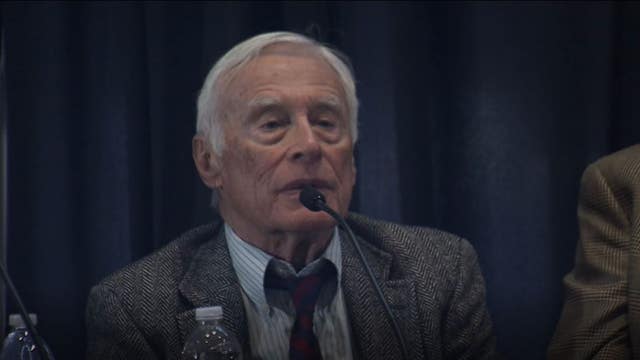 Jerry Green, Detroit sports writer at 56 Super Bowls, dies