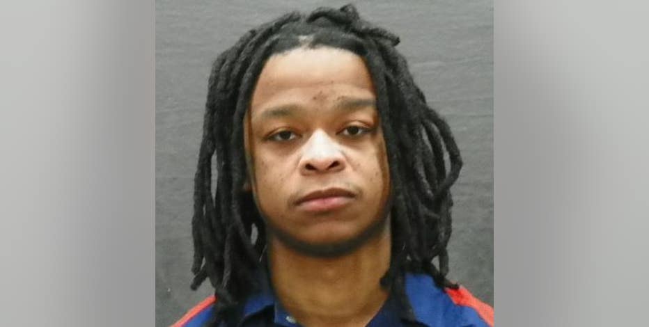 Suspect shot by CPL holder during robbery outside Detroit liquor store