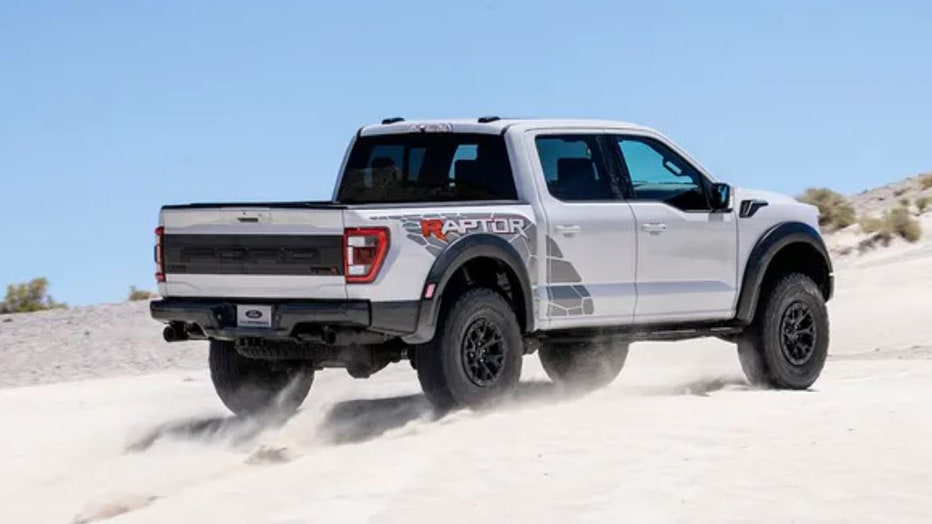 https://images.foxtv.com/static.fox2detroit.com/www.fox2detroit.com/content/uploads/2023/03/932/524/Ford-F-150-raptor-truck-II.jpg?ve=1&tl=1