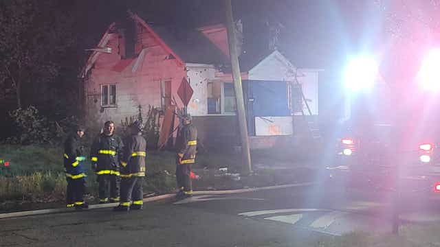Body found inside vacant Detroit home after catching fire