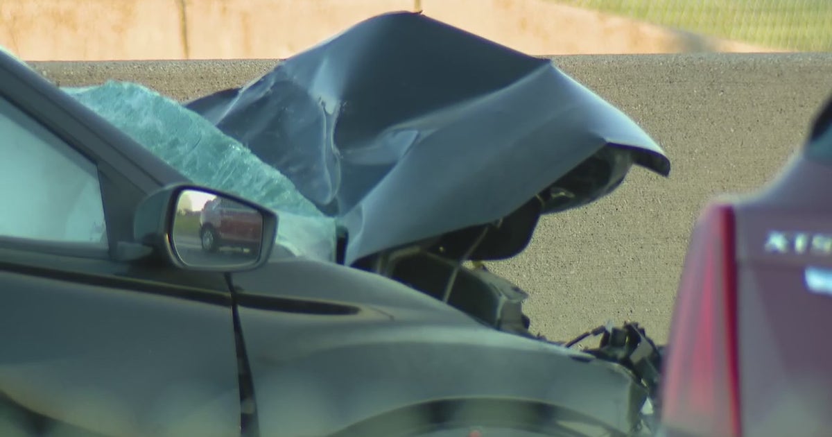 Driver killed in wrong-way crash on Southfield Freeway | FOX 2 Detroit