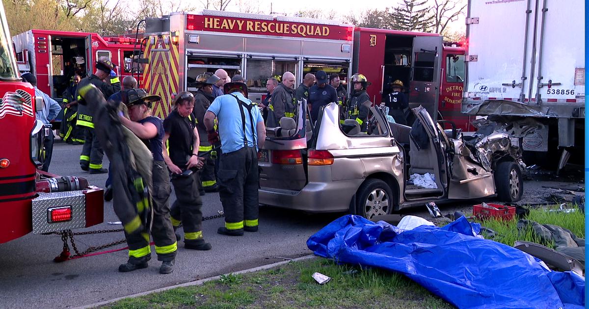 2 injured after crash involving semi-truck on Detroit's west side | FOX ...