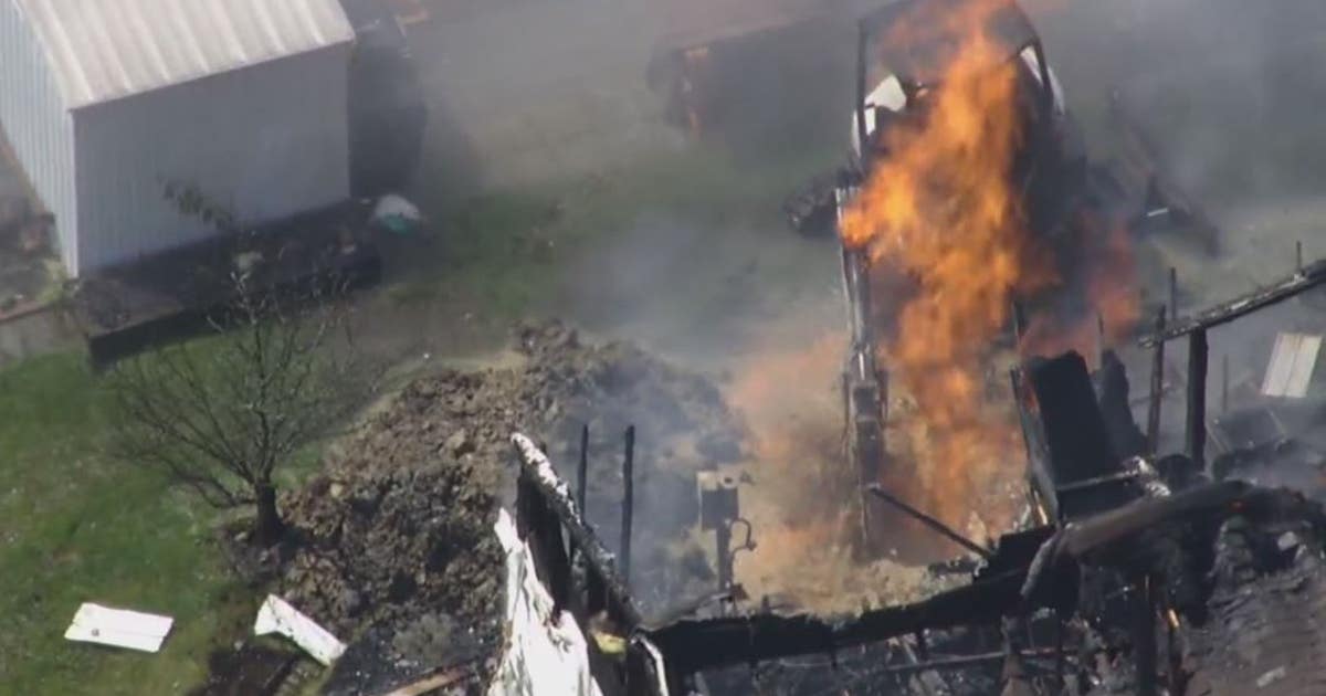 mobile-home-fire1.jpg?ve=1&tl=1