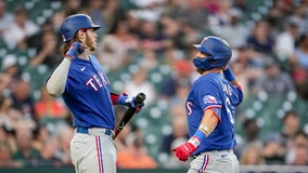 Jung homers, Heim drives in 4 to help Rangers outscore Tigers 10-6