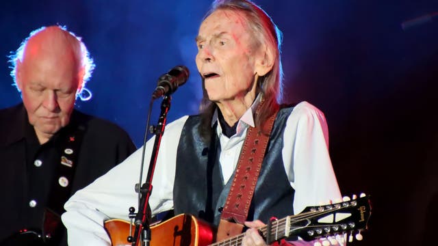 Legendary folk singer-songwriter Gordon Lightfoot dies at 84