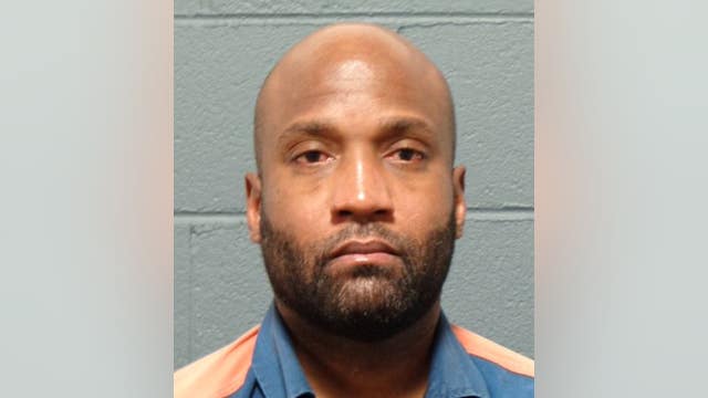 Man arrested minutes after Ann Arbor bank robbery, police say