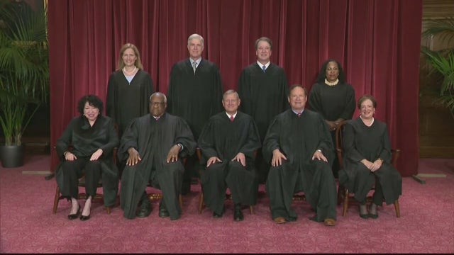 Activists call for Supreme Court reforms after wave of scandals