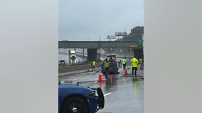 Jack-knifed semi leaks diesel on I-75, blocking traffic heading southbound