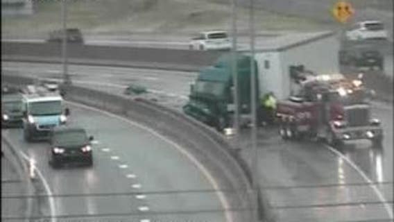 Northbound Southfield Freeway reopened after jackknifed semi