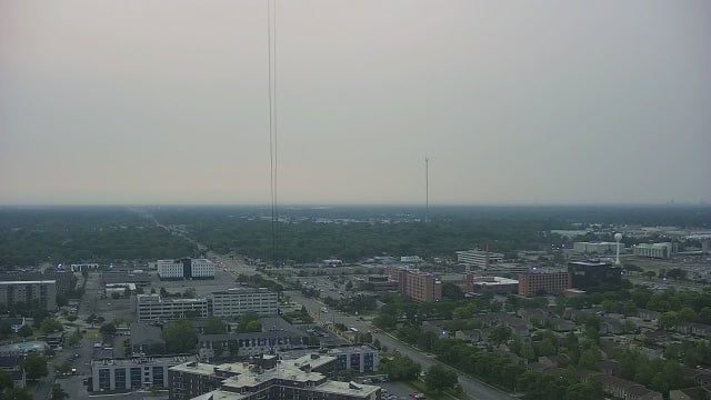 Dry start turns to rain Thursday with chances of an isolated storm