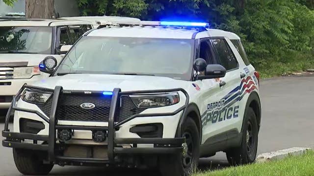 1 dead, 2 injured after shooting at Detroit gas station