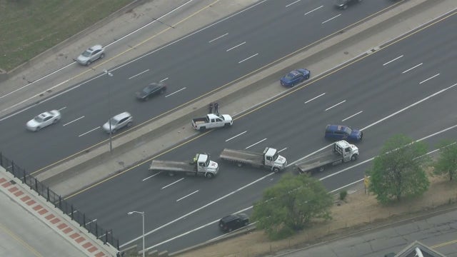 Tire flies through driver's windshield, causing fatal crash on I-75 in Detroit