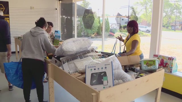 A good mystery meets a good deal at Livonia's Honey Bins liquidation store