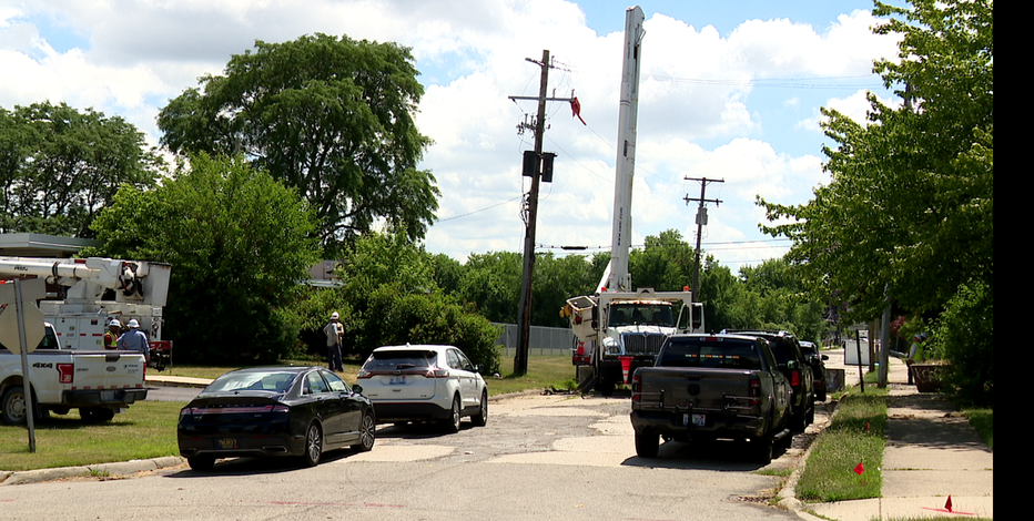 DTE contractor dies after being electrocuted by live wire in Detroit