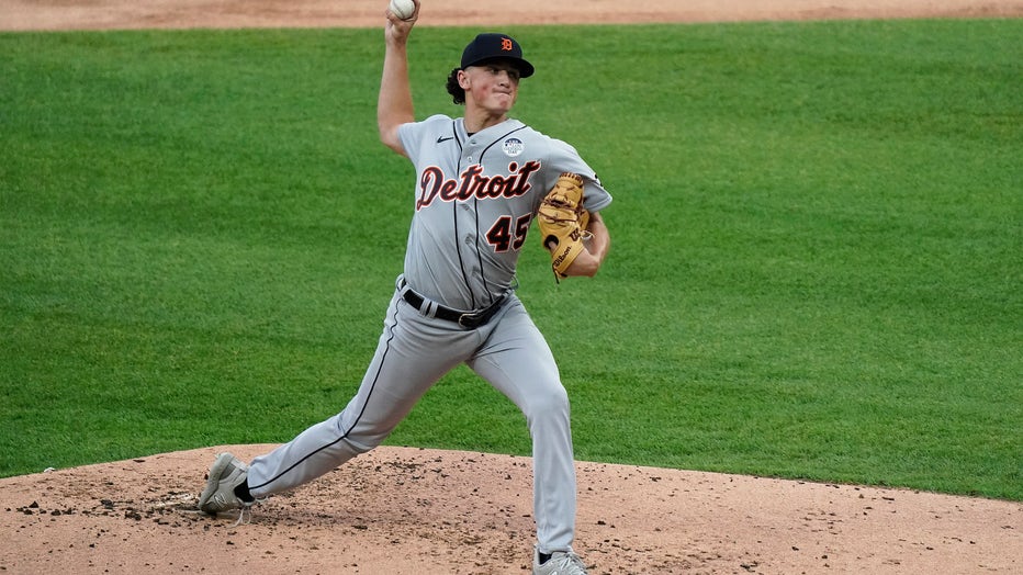 Clevinger, 4 relievers combine for shutout as White Sox beat