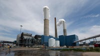 DTE to build natural gas plants, boost nuclear power, end coal use by 2032