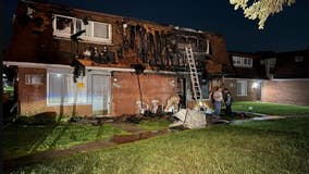 Pontiac townhouse fire leaves 2 young children in critical condition