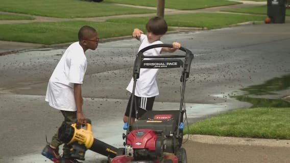 Metro Detroit kids take part in 50 Yard Challenge, helping those in need, 1 lawn at a time