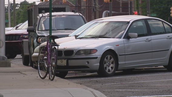 Detroit unveils first permit parking spots in city