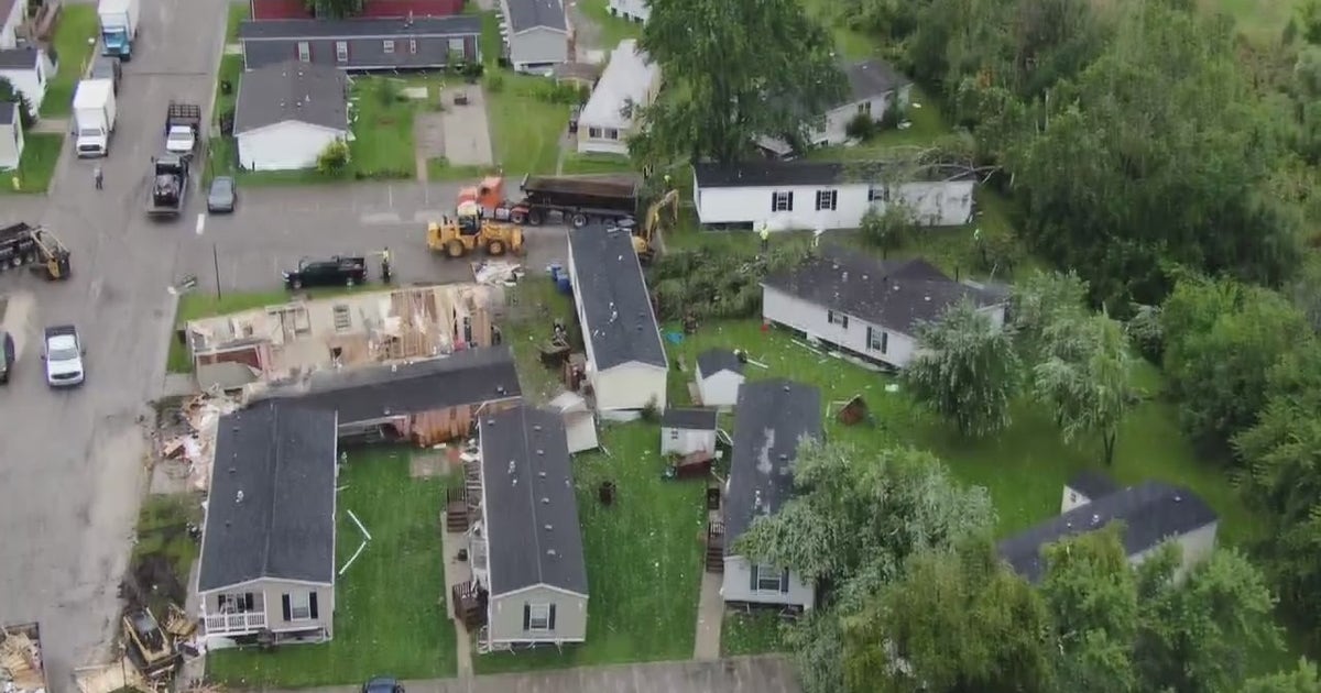 Monroe County mobile home park picking up pieces after EF1 tornado ...