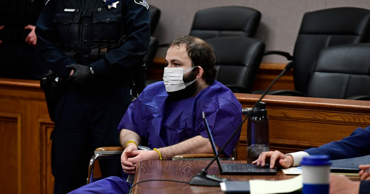 Man accused of killing 10 at Colorado supermarket is competent for ...