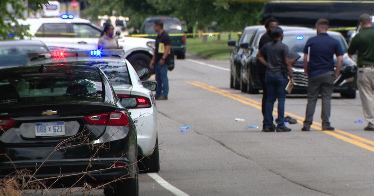 Police: 1 dead, 2 critically injured in triple shooting on Detroit's ...