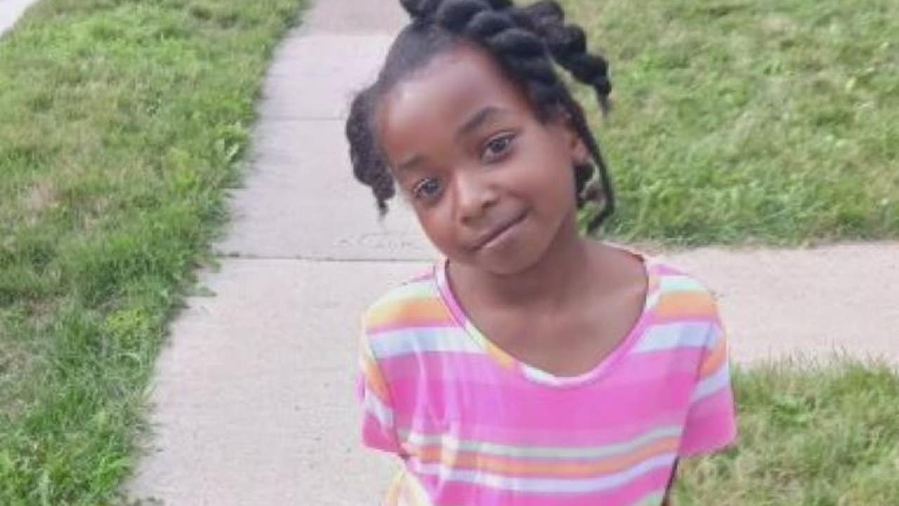 Vigil held for 7-year-old killed in car crash on Van Dyke in Detroit