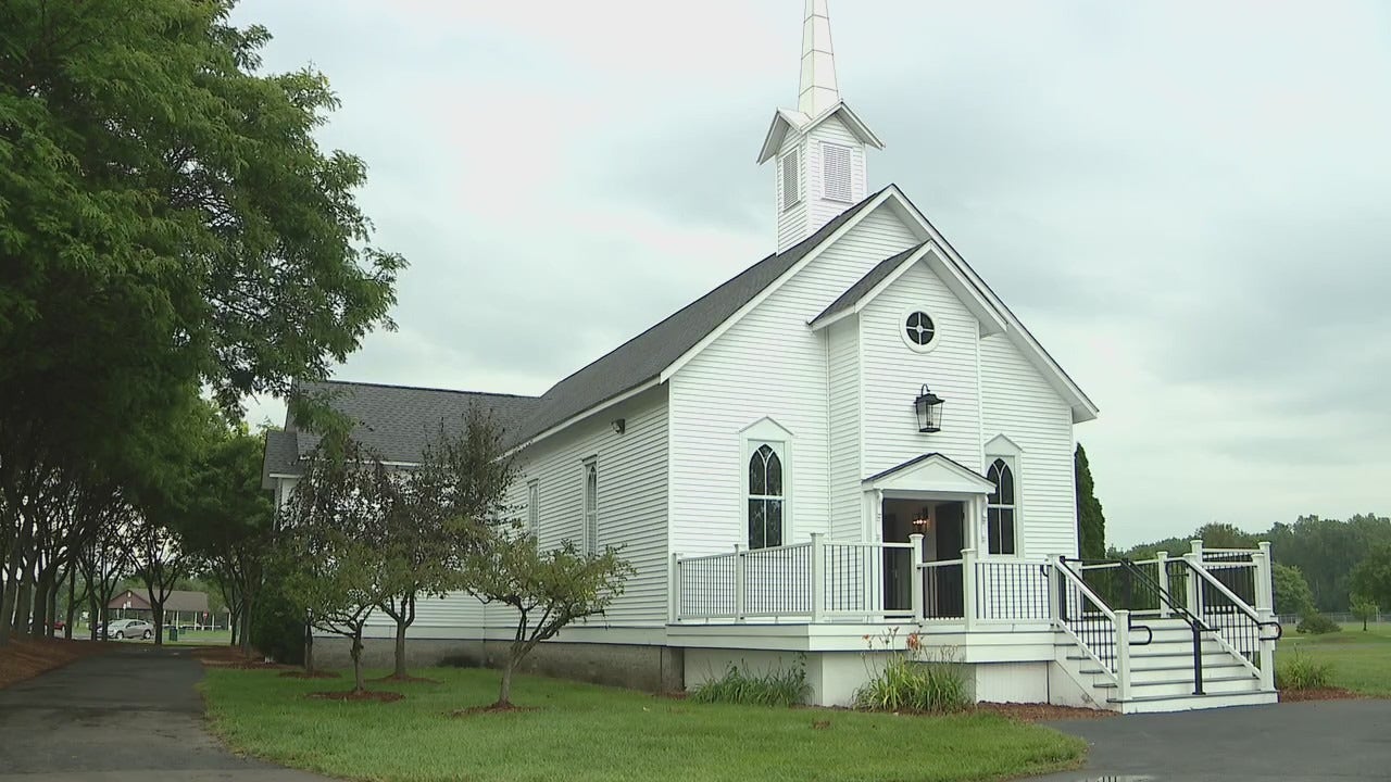 Weddings to return to Taylor's beloved West Mound Church following devastating fire - Vimarsana News