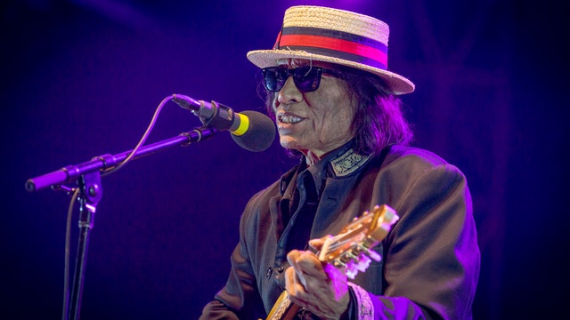 Sixto Rodriguez, Detroit-born musician and subject of 'Searching for Sugar Man' documentary, dies at 81