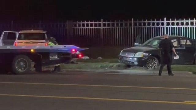 Head-on crash kills young girl on Van Dyke in Detroit
