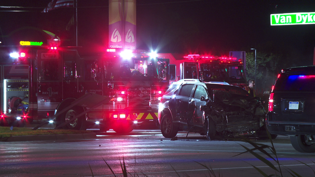 Mom killed in Sterling Heights crash, dad and 2-year-old hospitalized